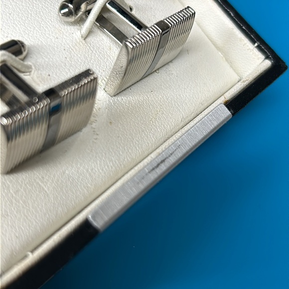 🖤NEW💕Geoffrey Beene cufflinks - Picture 10 of 10